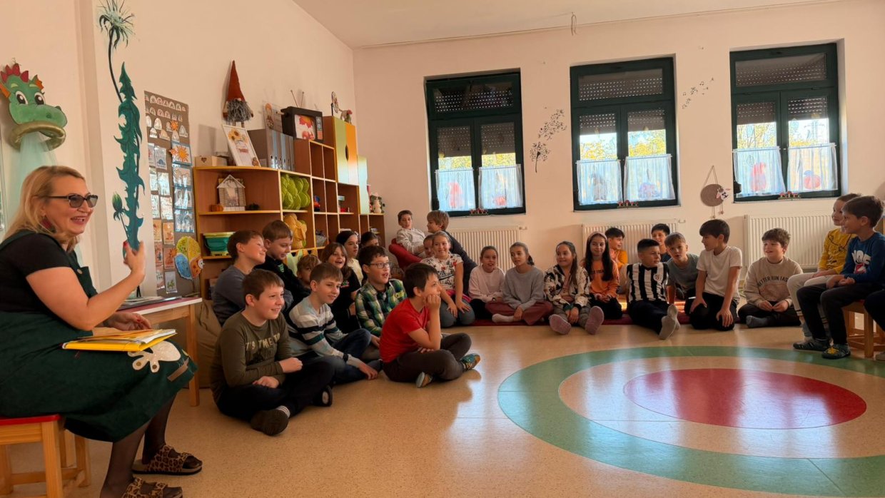 Mesés délelőtt a Pitypang Református Óvodában