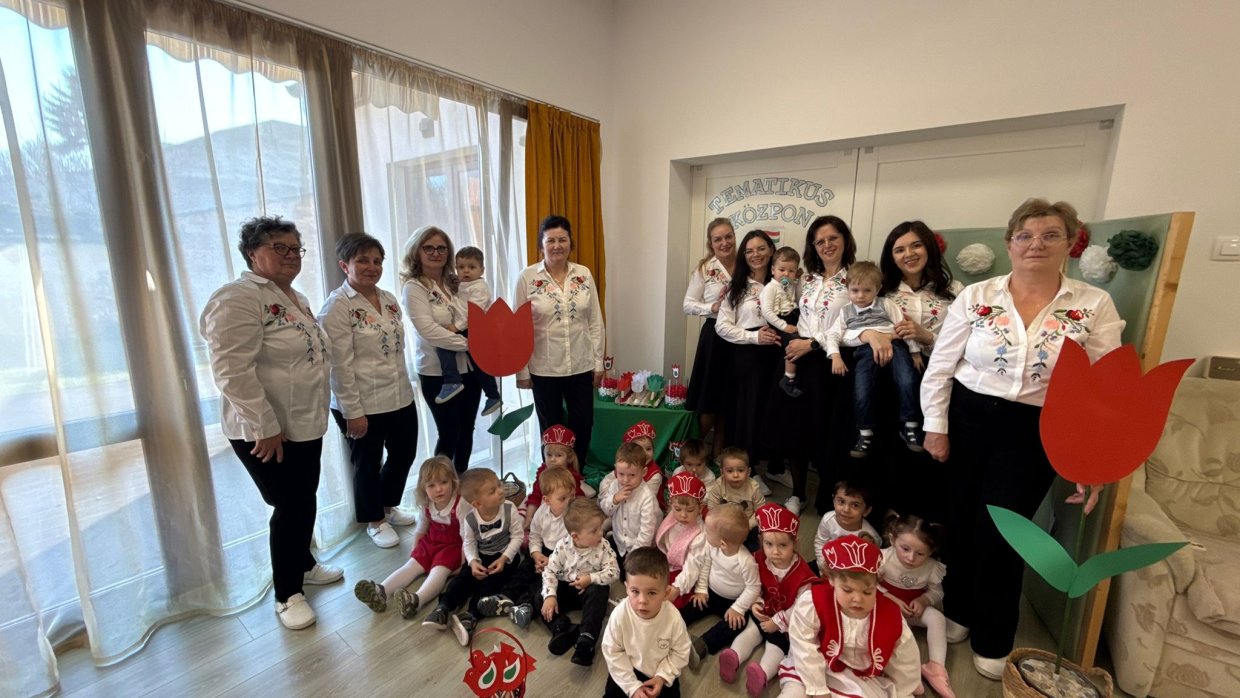 Ünnepváró, vidám délelőtt a Református Bölcsődében