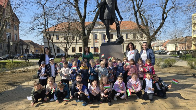 Megemlékezés a márciusi ifjakról a Református Óvoda Napsugár csoportjaiban